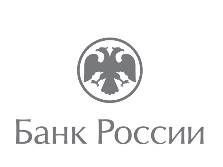 Снять наличные с карты через кассу магазина.
